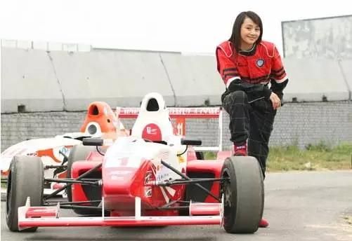 娱乐圈十大青衣女刘涛,女星刘涛赛车手