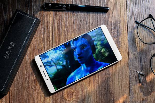 手机带3D让人意外，中兴天机7max到底是种什么样的体验