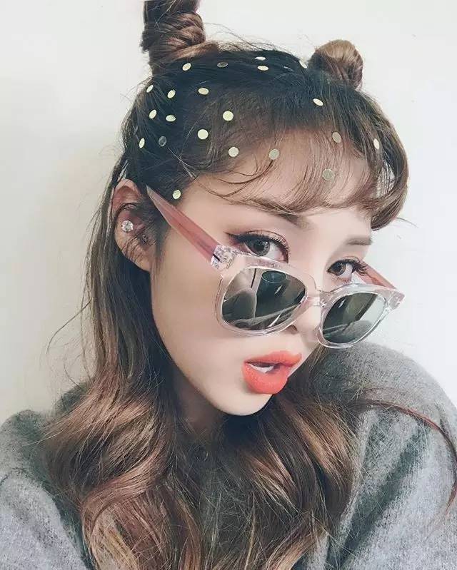 你和时尚的距离就差一把剪刀,你和博主的差距