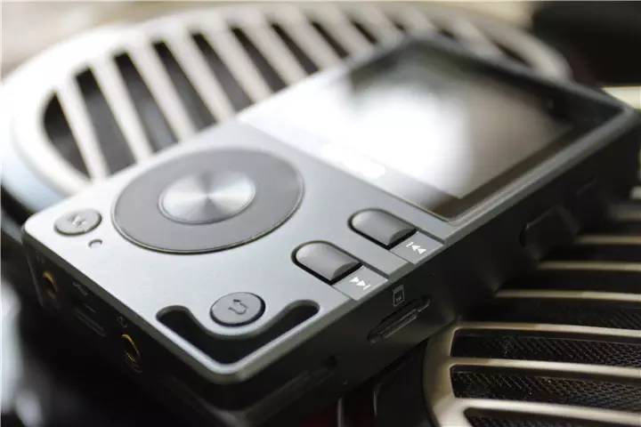 新年开箱第二弹---EROS*放播**器Q