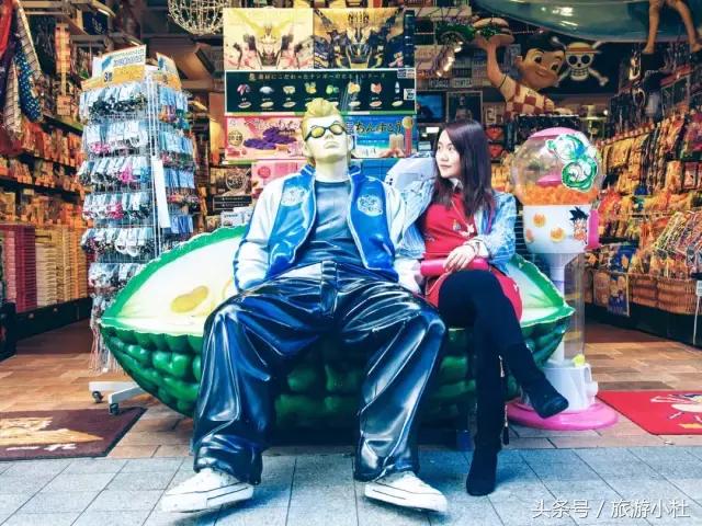 鐞夌悆涔嬭摑鎭嬫垬鍐茬怀,鎭嬫垬鍐茬怀铚滄湀涔嬫梾