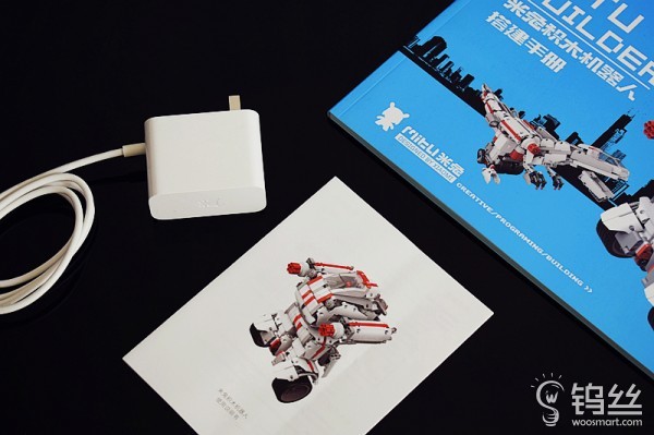 儿童大颗粒积木百变汽车机器人,米兔积木机器人履带机甲编程