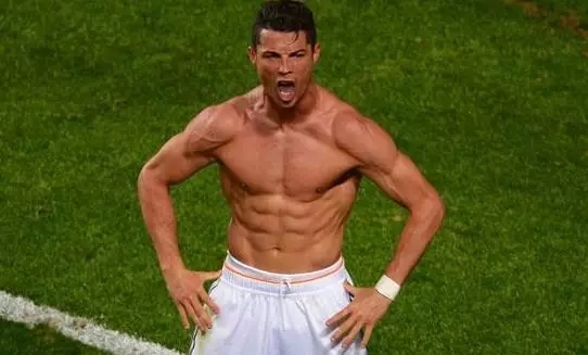 足球踢球规则及注意事项,足球科普课程