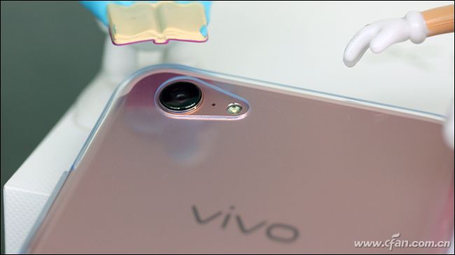 vivox9前后2000万柔光双摄,vivox9plus拍照评测视频