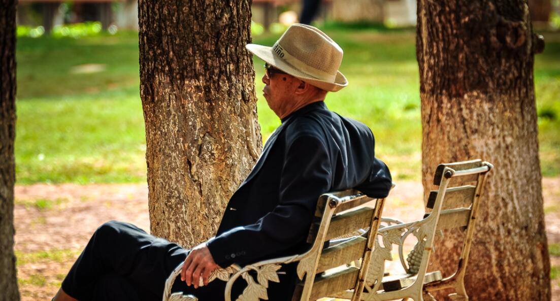 癌症患者大病救助,癌症病人吃靶向药怎么办