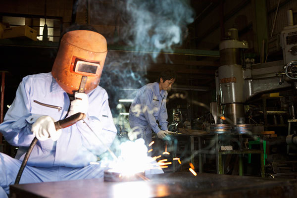 我是一名焊工有什么小活可以干,我是一名电焊工用英语怎么说