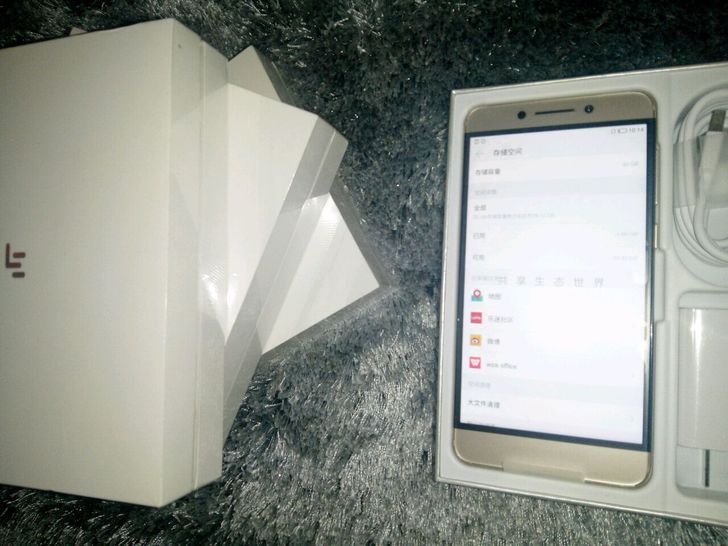 乐视重新上架手机,乐视第二代手机新品发布