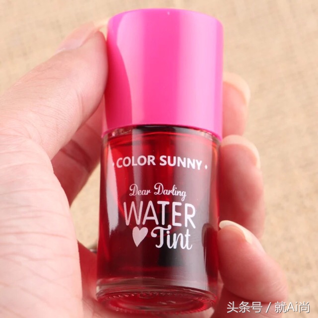 几百块的口红和几十块的粉饼,几百块的口红几十块的