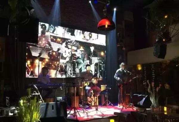 长沙有几个明星开的店,长沙有哪些明星开的店铺