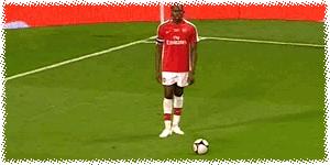 足坛15大诡异进球gif,足坛搞笑gif