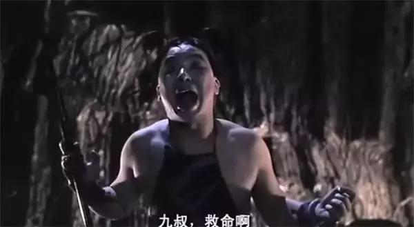 鬼咬鬼僵尸吸的什么,鬼咬鬼抽烟的僵尸