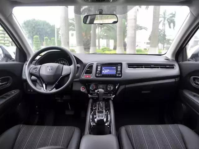 5米混动大型suv国产10-20万省油耐用,高颜值操控好买这几款suv错不了