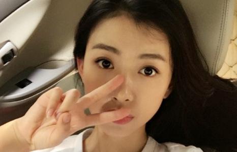 解放军艺术学院毕业的明星有哪些,董洁的颜值巅峰时期