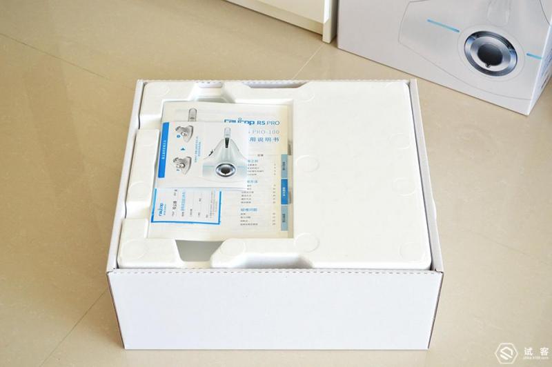 戴森床上吸尘器清洗,清洁床吸尘器