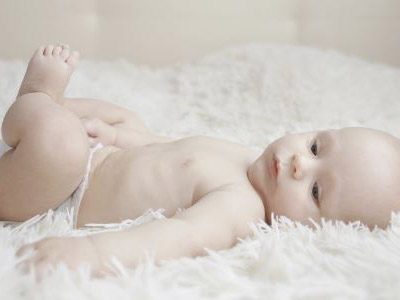 婴幼儿补钙哪个牌子的钙最好,哪些食物适合婴幼儿补钙