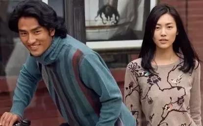 陈乔恩刘雯宋佳争着穿,那些年丑哭的国产牌子终于时髦上天!