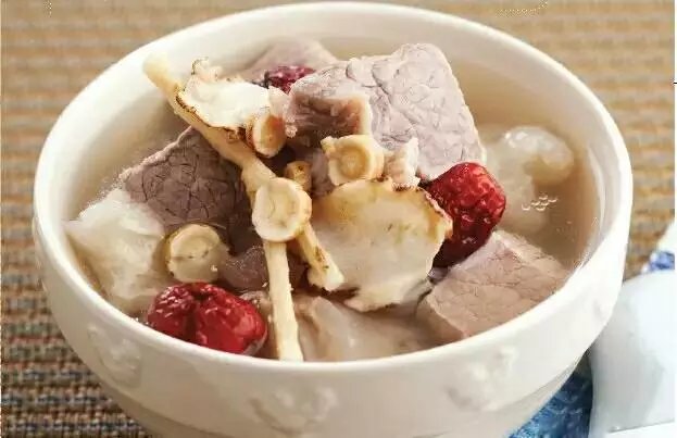 风吹腊梅香的诗句,风吹腊梅香时至小寒