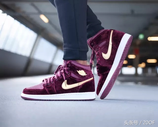 新年如何穿得好看又暖又时髦,新年穿大红大紫