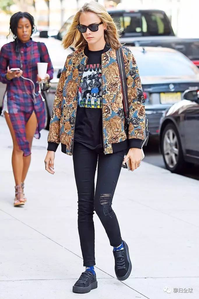 rihanna超级碗鞋子,rihannapuma鞋