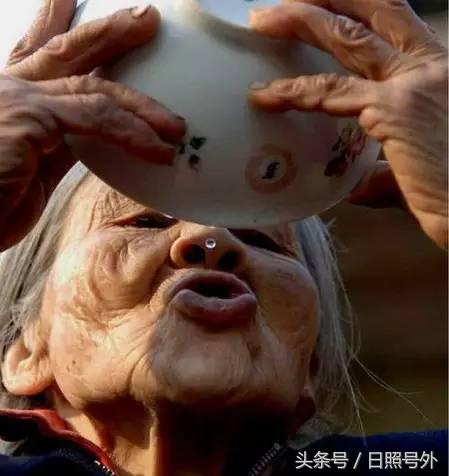 有关水的感悟语录,关于水的记忆的作文