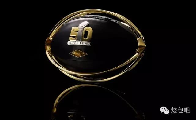 唯物｜情人节倒计时，去看50个潮牌出的超级碗纪念球，独一无二