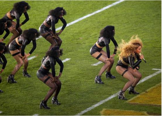 ladygaga碧昂丝雷哈娜,nfl超级碗中场秀ladygaga