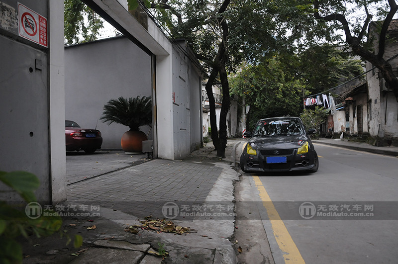 底盘防托底,底盘低过坑技巧