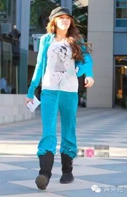 ugg值得买吗,冬天不要买太多衣服