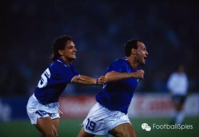 巴乔94年背影图片,49岁的巴乔照片