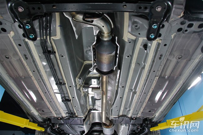 2019逍客发动机舱拆解教程,日产逍客底盘拆解1.3t视频