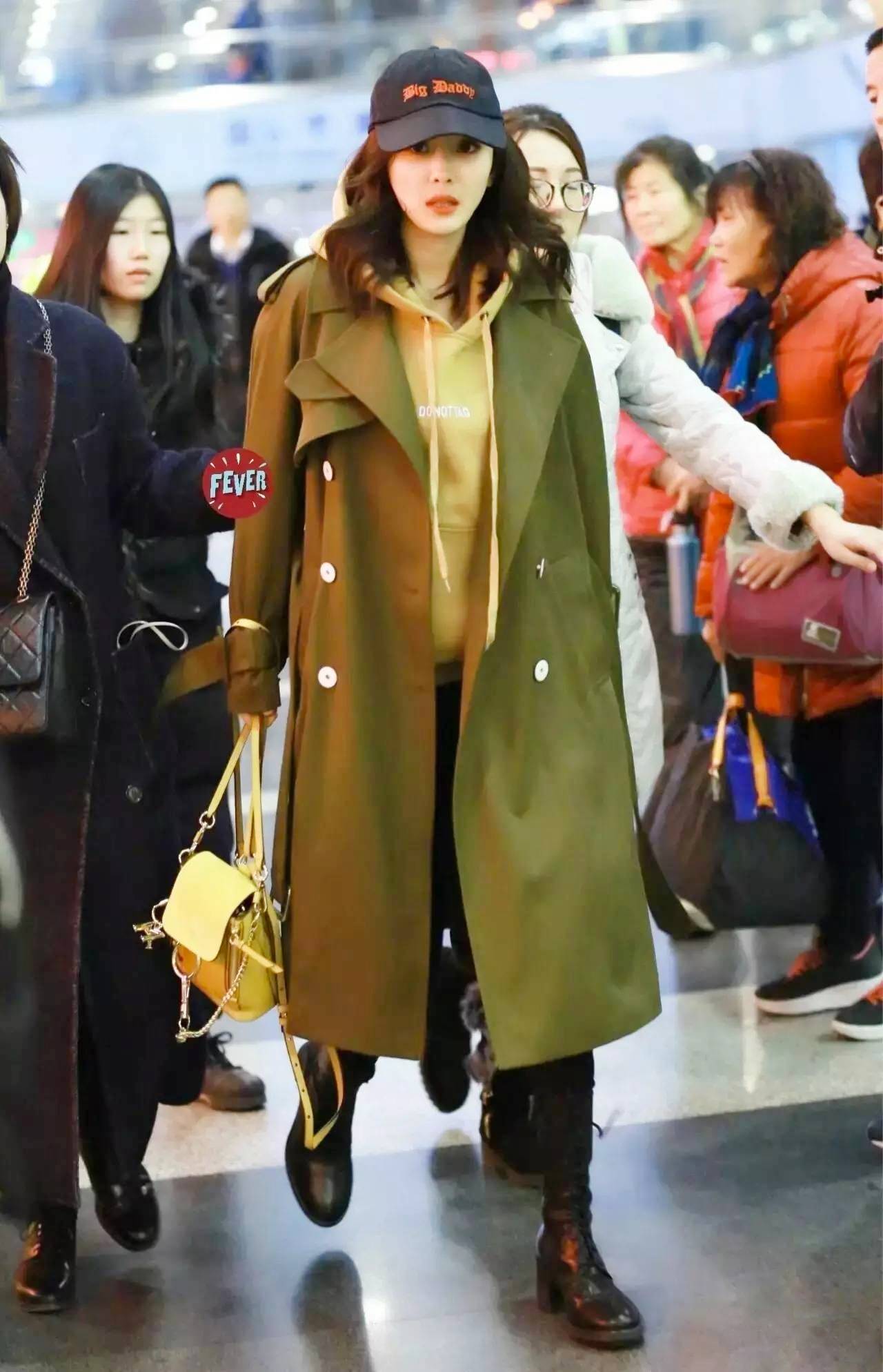 大品牌的迷你包包有哪些,迷你包包好看吗