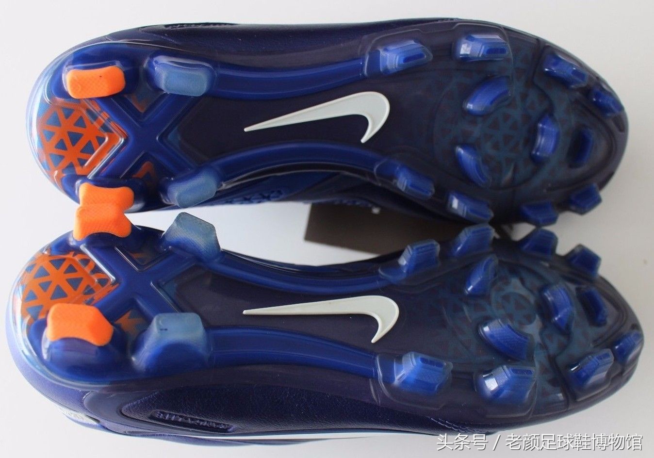 足球鞋阿迪和耐克谁更强,足球鞋耐克暗杀系列