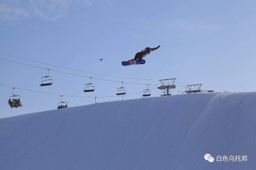 南山滑雪场自带雪板门票价格,北京南山滑雪场难度