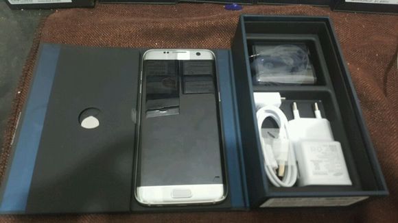 淘宝上买s7edge (s7edge在实体店卖多少)