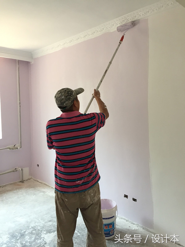 乳胶漆是喷的好还是涂刷的好,乳胶漆到底是喷涂好还是滚涂的好