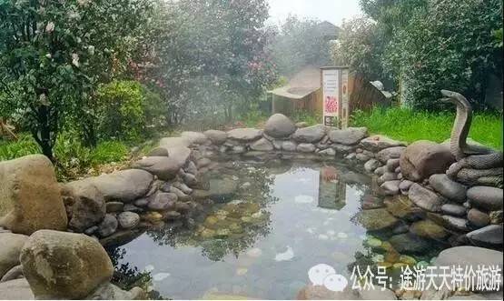 泡温泉上档次,冬天温泉真舒服