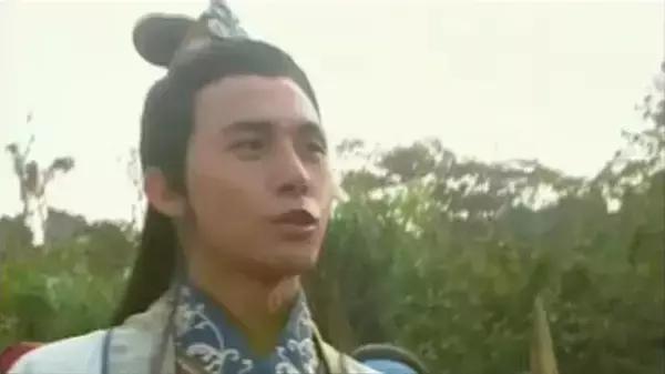 入行前是足球运动员，亦正亦邪，《天龙八部》慕容复成经典