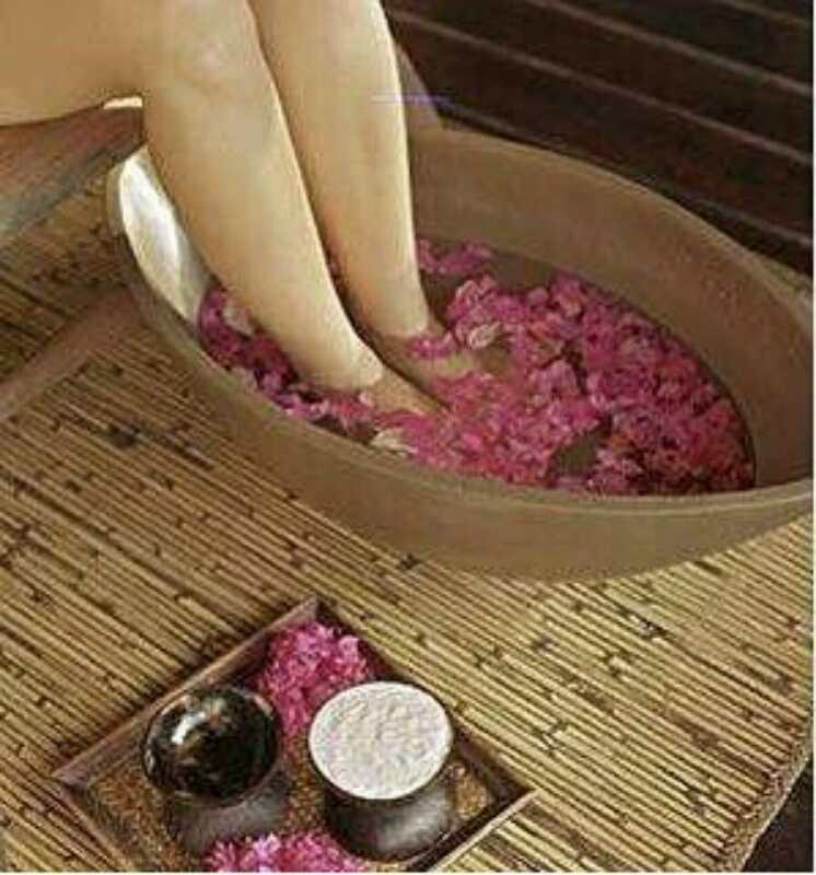 预防痛经泡脚中药方子配方,痛经泡脚养生药材配方