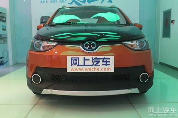 北汽新能源纯电动车EC180上市,补贴后售4.98万起!