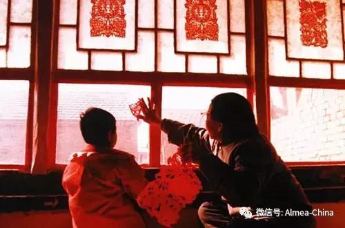 过小年,迎新春!阿米娅祝大家小年夜快乐!