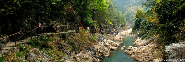 厦门唯一一个有海且叫厦门的城市,厦门是个风景优美的城市