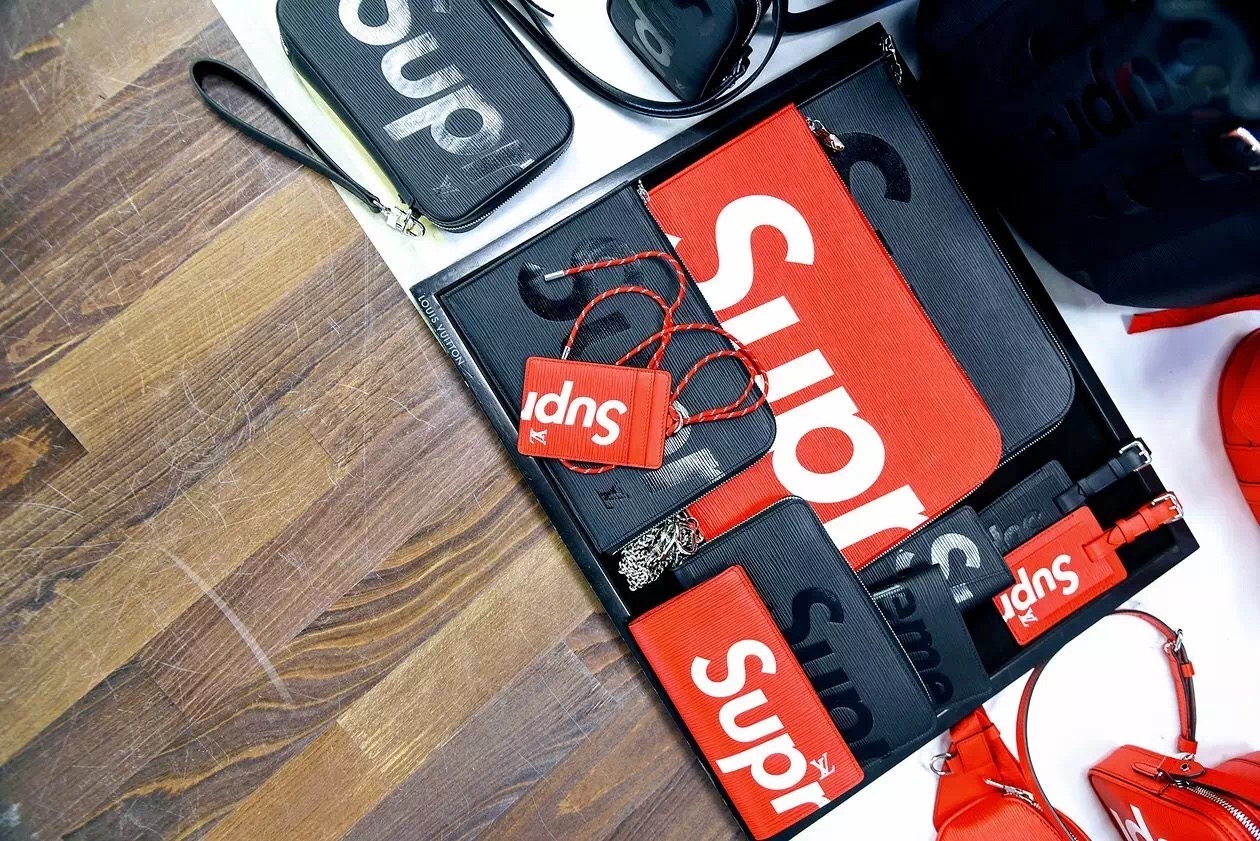 lv联名supreme2017xc (lv supreme联名)