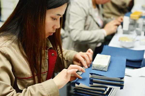 线装书制作用什么纸,线装书的制作方法有哪些