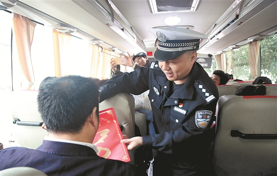 春运今起上路降雨降温齐至