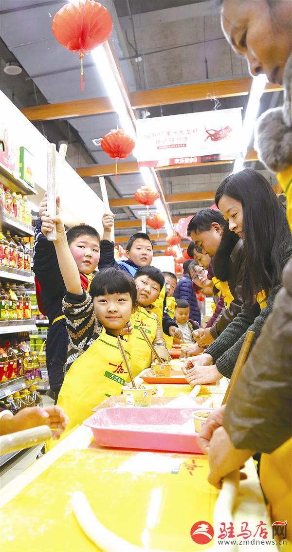 天中晚报小记者开学季,上蔡县天中晚报小记者
