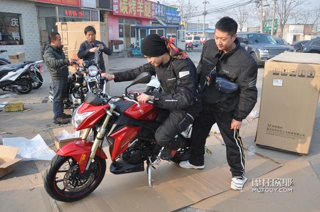 涓囬噷涔嬭濮嬩簬鍘熺偣,2022娆惧畻鐢宠禌绉戦緳rx1s250