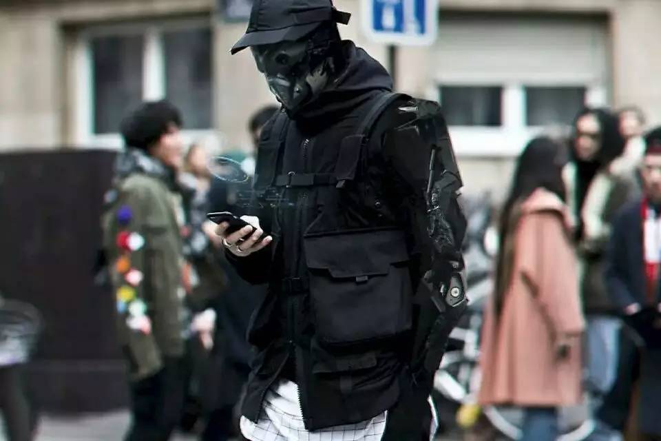 高街潮牌牛仔破洞外套,潮牌高街风字母印花破洞卫衣男女