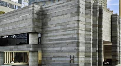 春节酒店贵得离谱,春节出游订酒店难