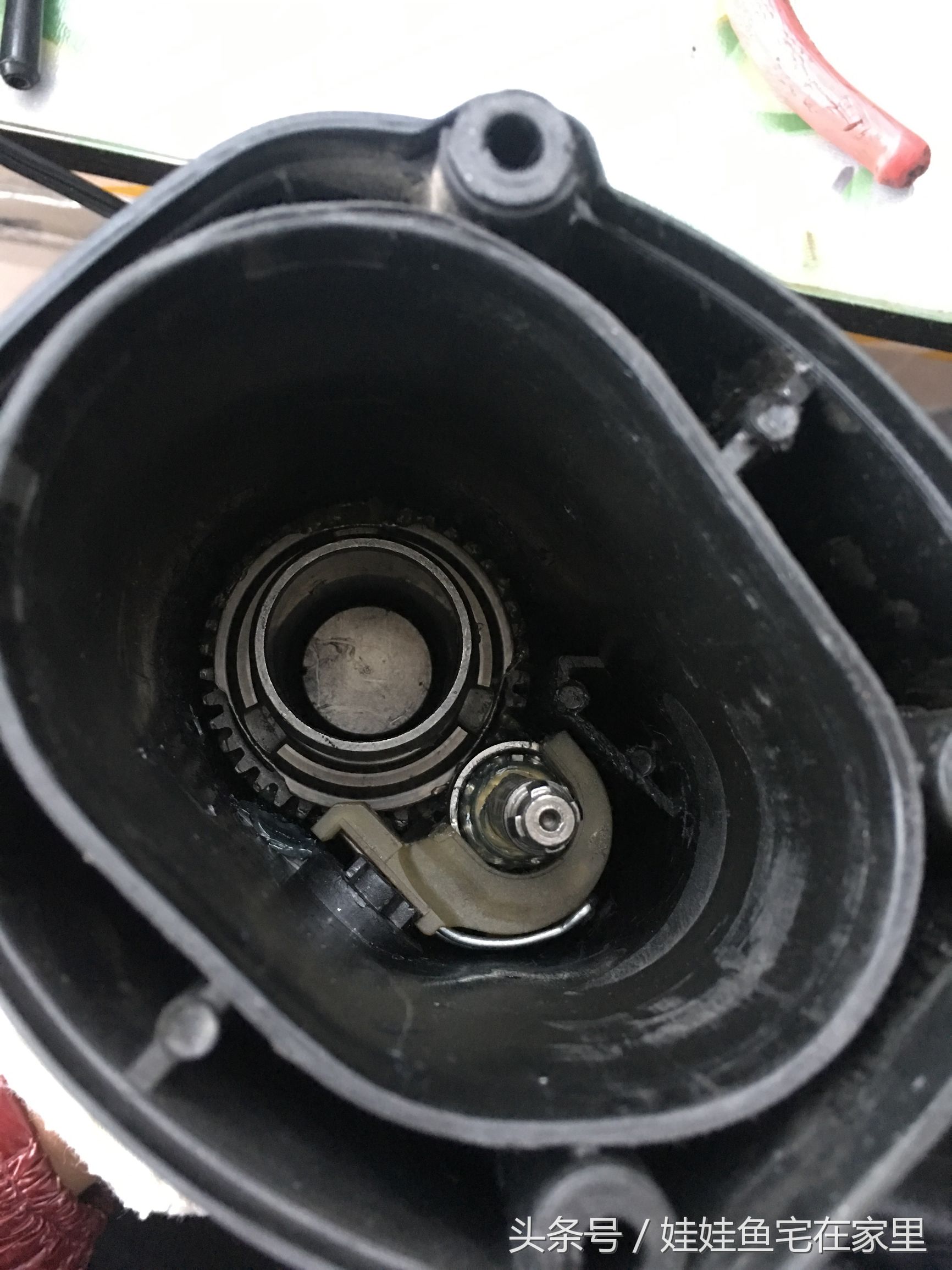 18v博世电锤锂电池组装视频,博世电锤机头维修