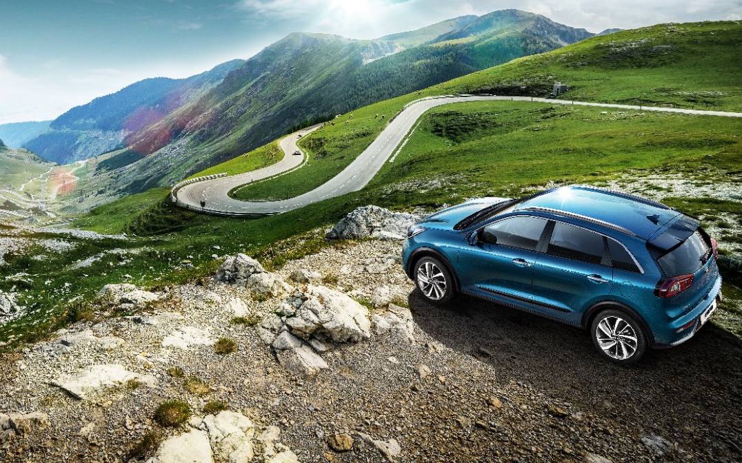 混动suv油耗低空间大,混动suv20万不插电混动